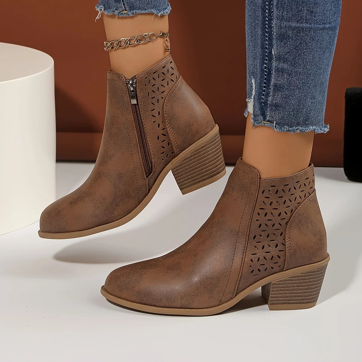 Wenche – Cut-Out Block Heel Ankle Boots
